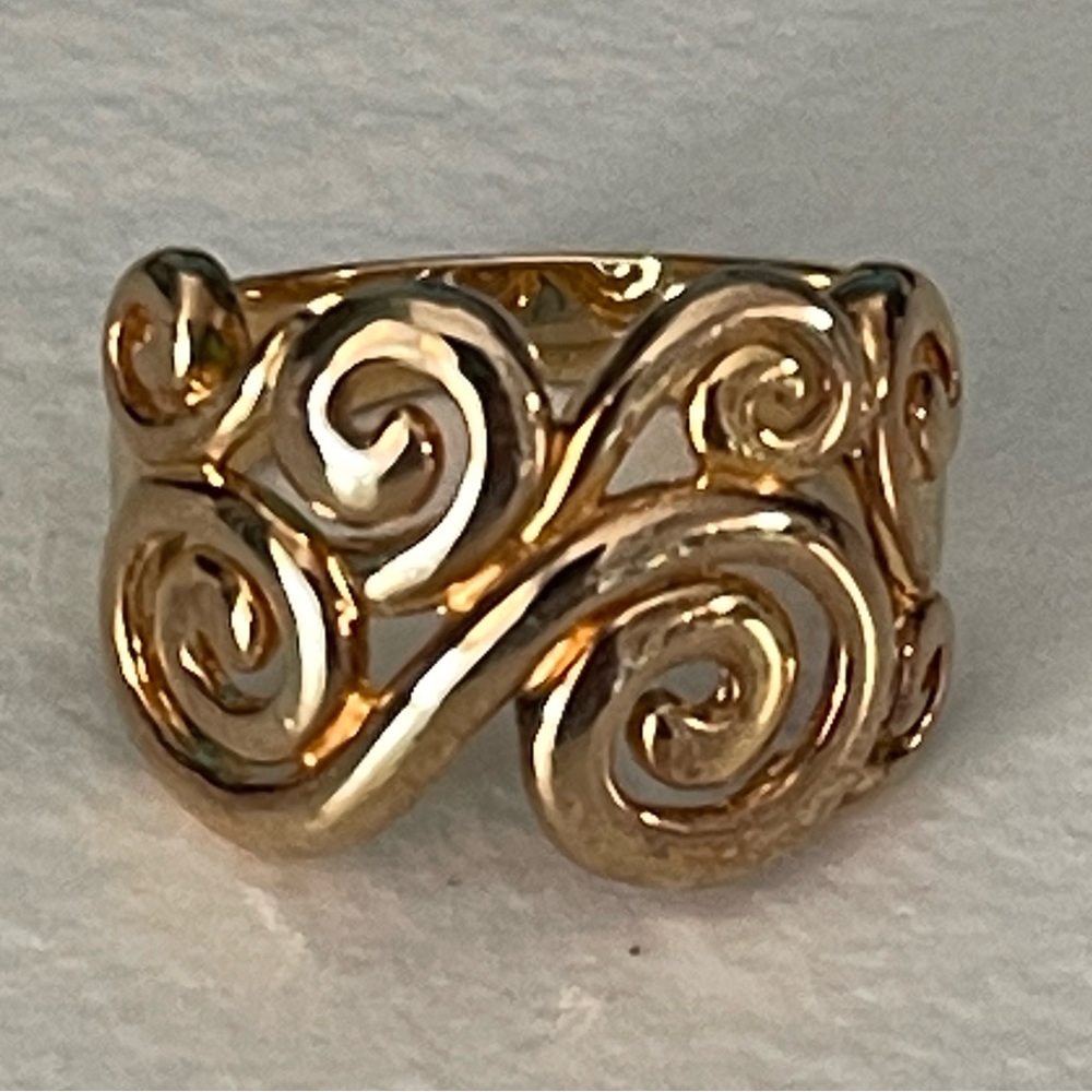Sterling silver dipped in gold swirl ring